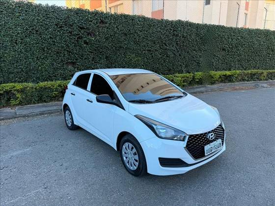 HYUNDAI HB20 1.0 UNIQUE 12V FLEX 4P MANUAL HYUNDAI HB20 1.0 UNIQUE 12V FLEX 4P MANUAL